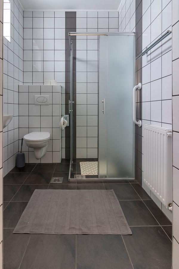 Toelgyfa Vendeghaz Hotel Kiskoros Buitenkant foto